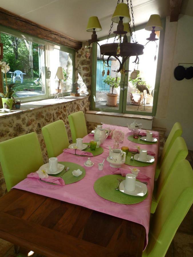La Rose Des Vents Bed & Breakfast Montauroux Exterior foto